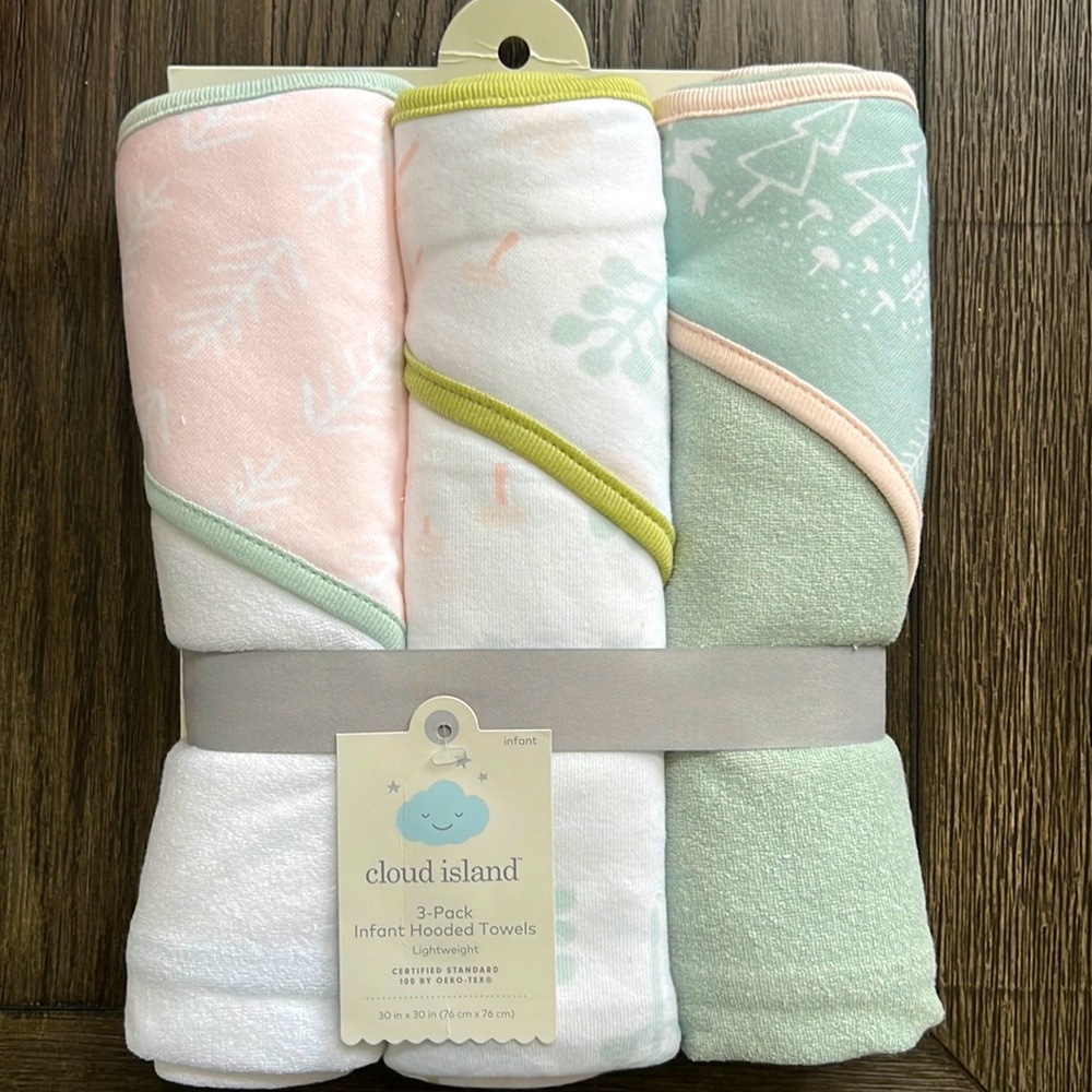 Cloud Island infant Hooded Towels 3pk New